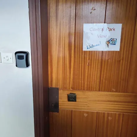 Park View Apartment *